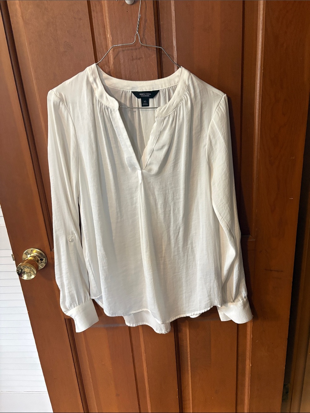Simply Vera Vera Wang Cream Split-Neck Long Sleeve Blouse